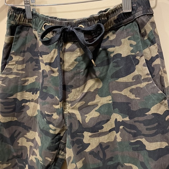 Team Ltd Boardwalk Joggers in CAMO | M | - Picture 3 of 10